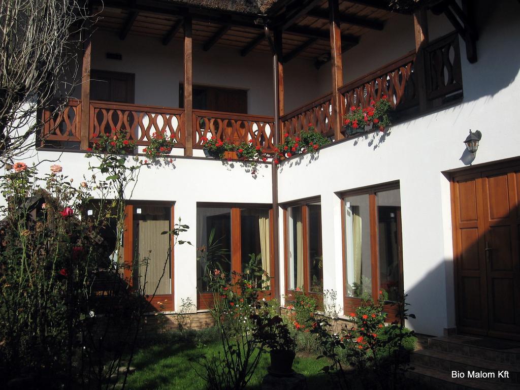 Júlia Vendégház Tar Exterior foto